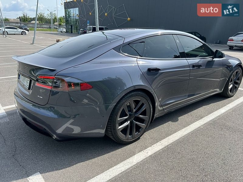 Лифтбек Tesla Model S 2021 в Киеве фото 6 Лифтбек Tesla Model S 2021 в Киеве