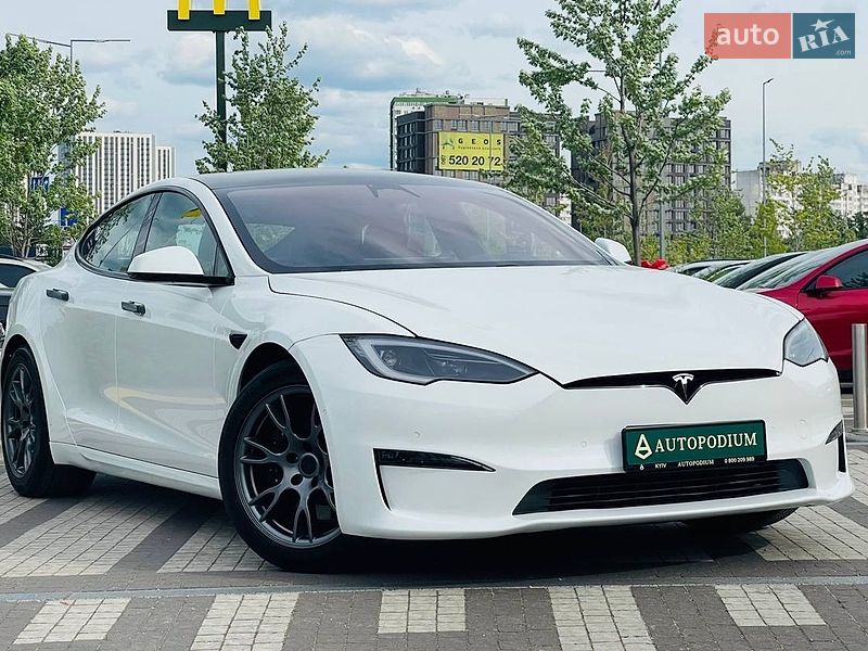 Tesla Model S 2022