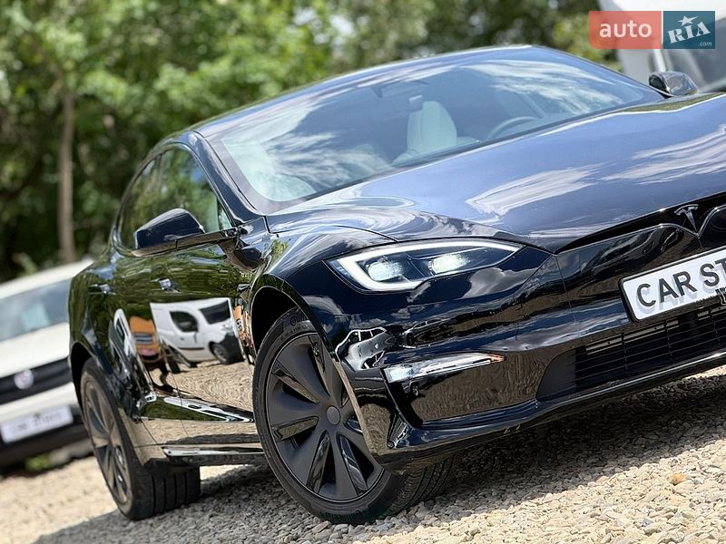 Лифтбек Tesla Model S 2023 в Стрые