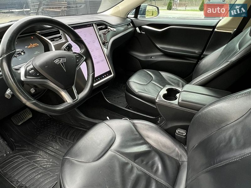 Лифтбек Tesla Model S 2014 в Черновцах фото 33 Лифтбек Tesla Model S 2014 в Черновцах