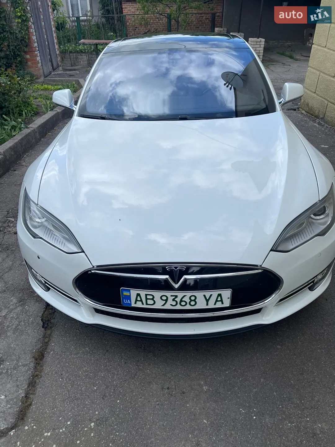 2015 Tesla Model S - мініатюра 2