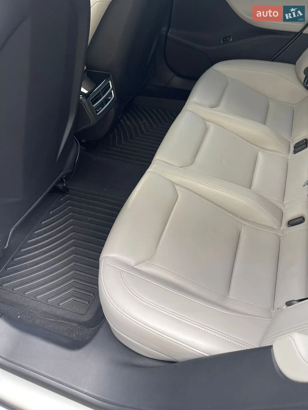 2015 Tesla Model S - мініатюра 17