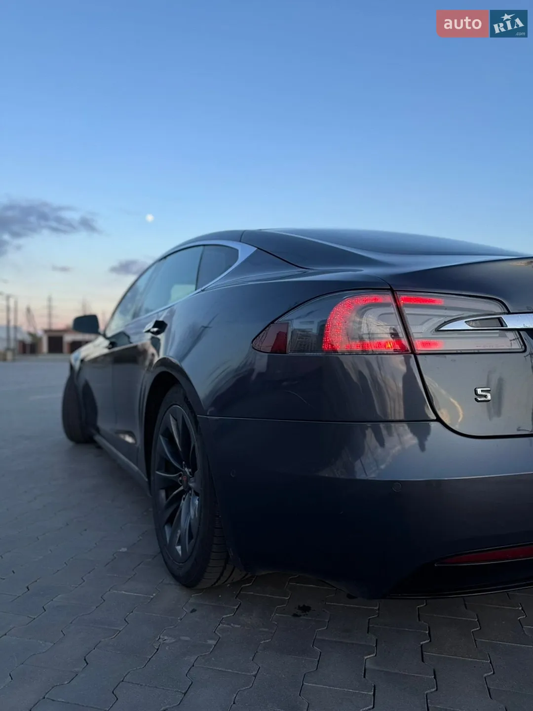 2016 Tesla Model S - мініатюра 12