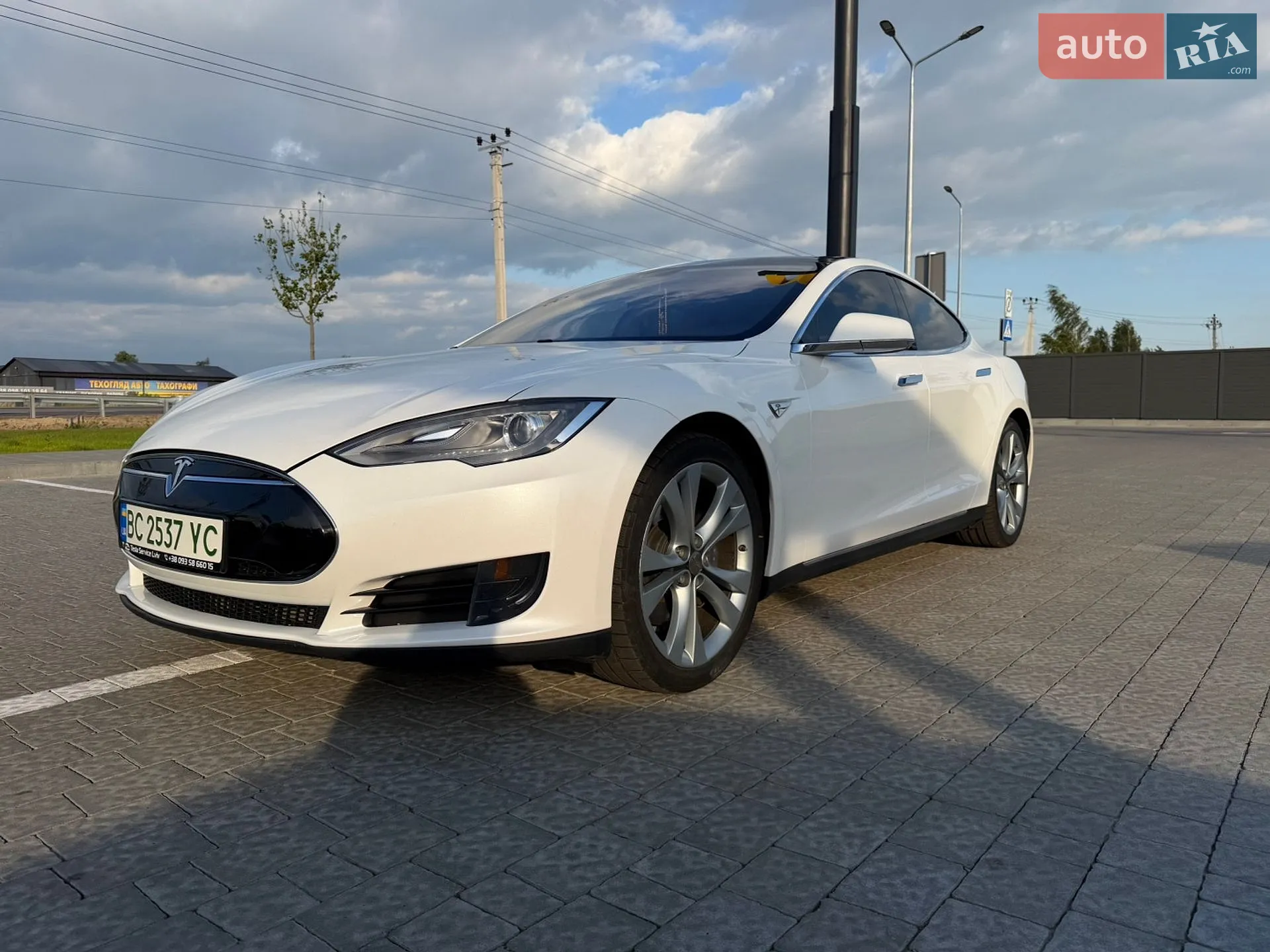 2013 Tesla Model S - мініатюра 25