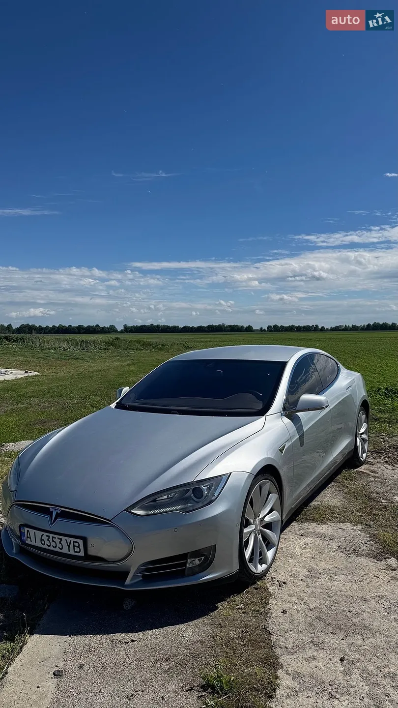 2015 Tesla Model S - мініатюра 3