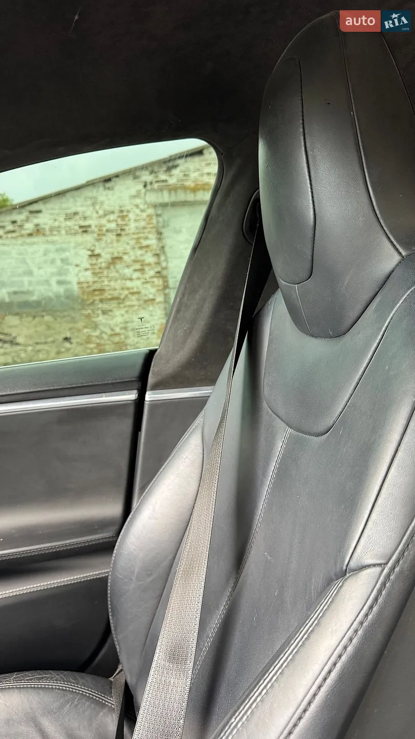 2015 Tesla Model S - мініатюра 13