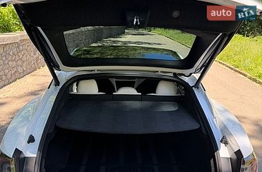 Лифтбек Tesla Model S 2021 в Киеве фото 20 Лифтбек Tesla Model S 2021 в Киеве