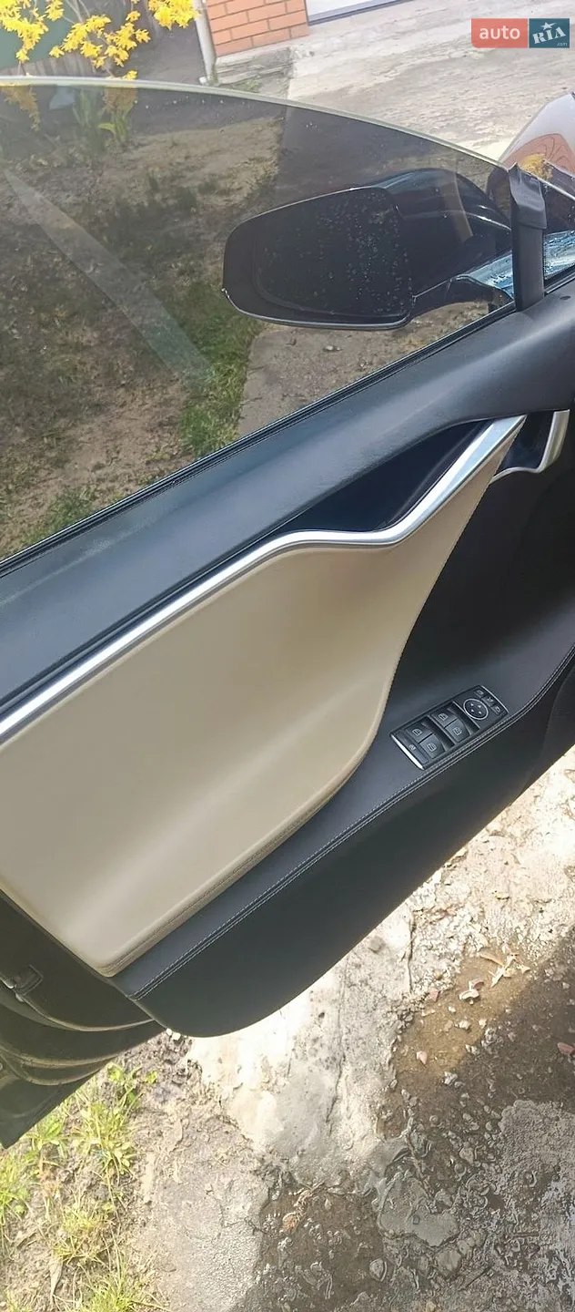 2016 Tesla Model S - мініатюра 8