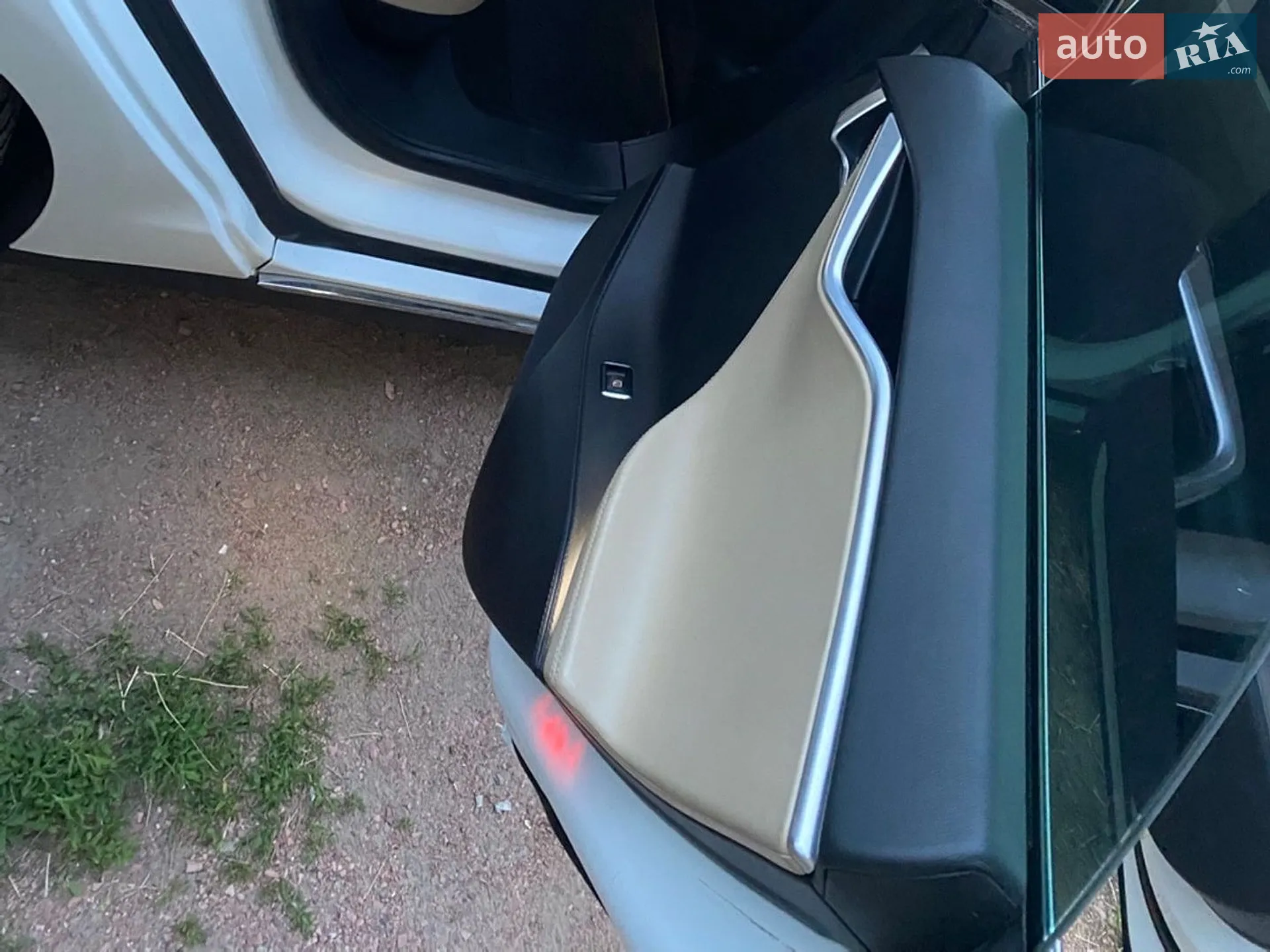 2012 Tesla Model S - мініатюра 30