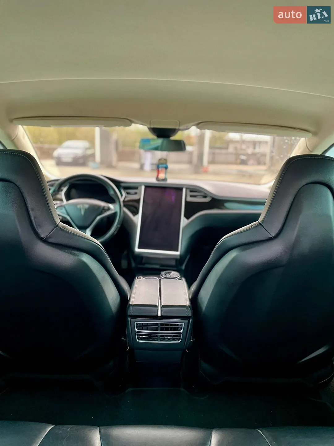 2014 Tesla Model S - мініатюра 8
