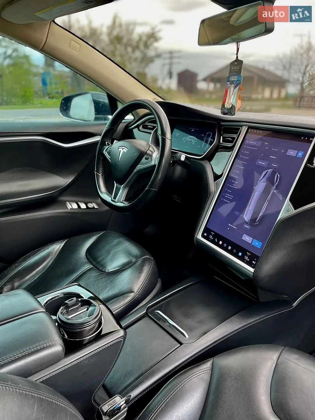 2014 Tesla Model S - мініатюра 13