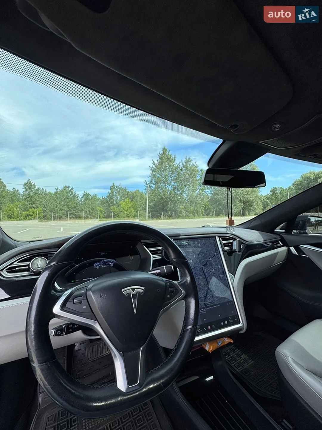 2015 Tesla Model S - мініатюра 18