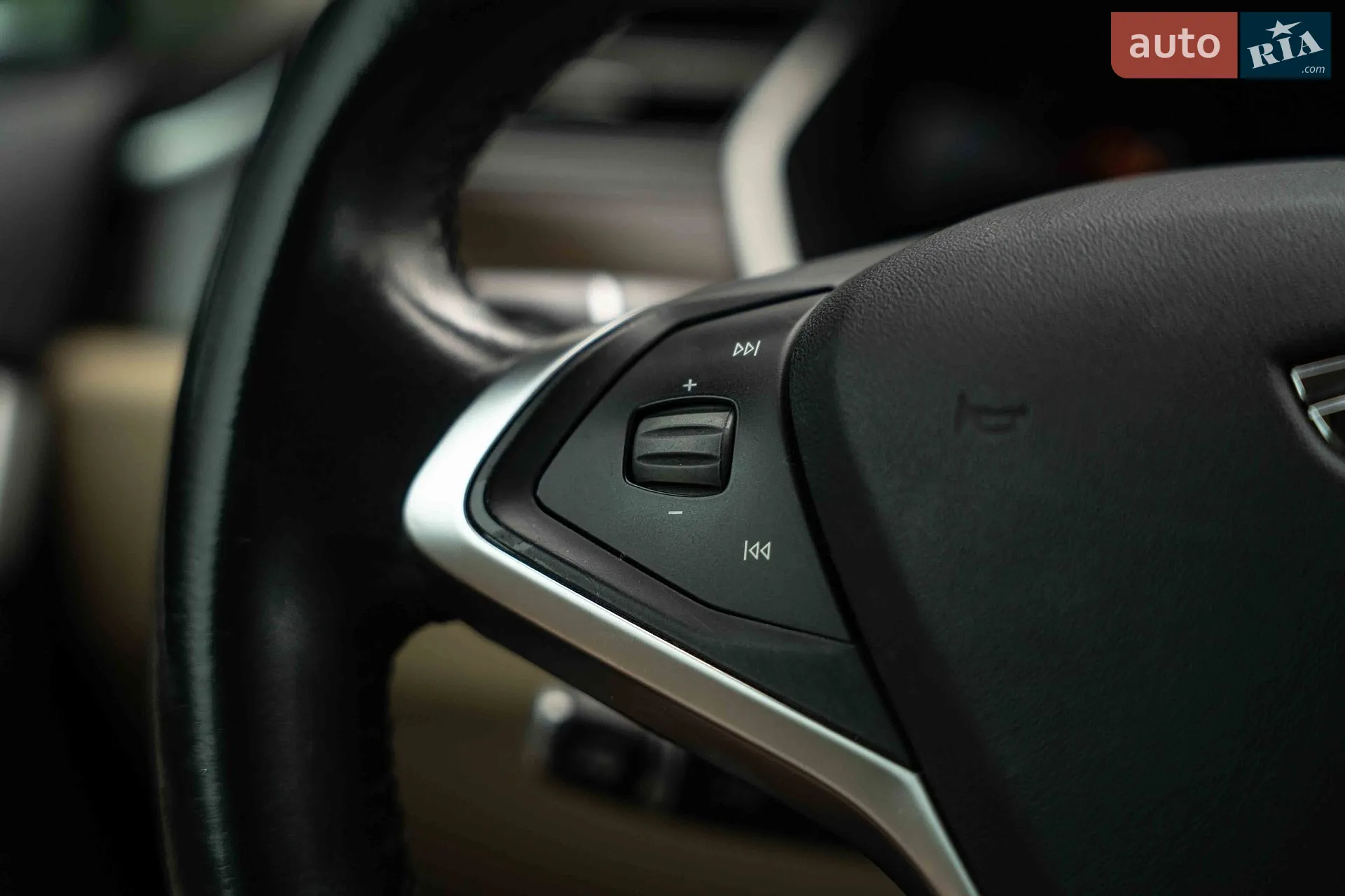 2015 Tesla Model S - мініатюра 24