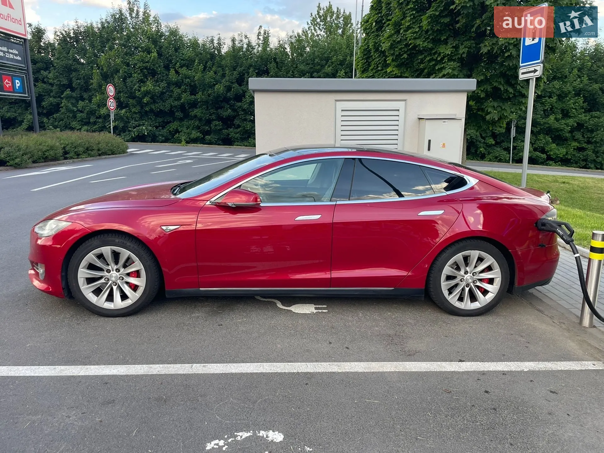 2014 Tesla Model S - мініатюра 4