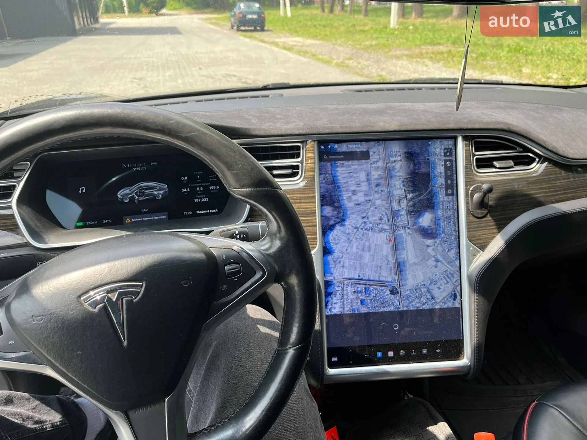 2015 Tesla Model S - мініатюра 2