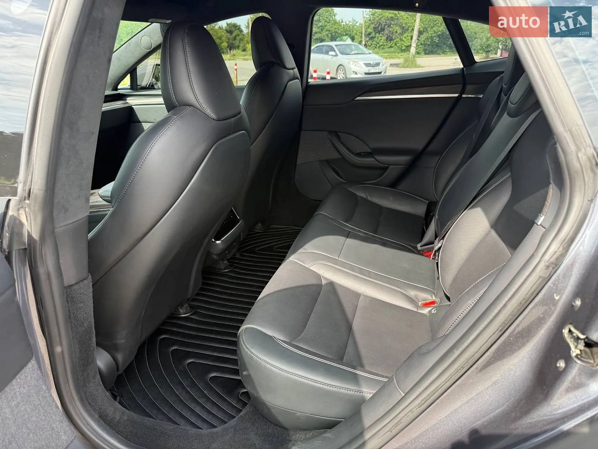 Tesla Model S 2021 VIN 5YJSA1E67MF449658 фото оголошення 19 з 28