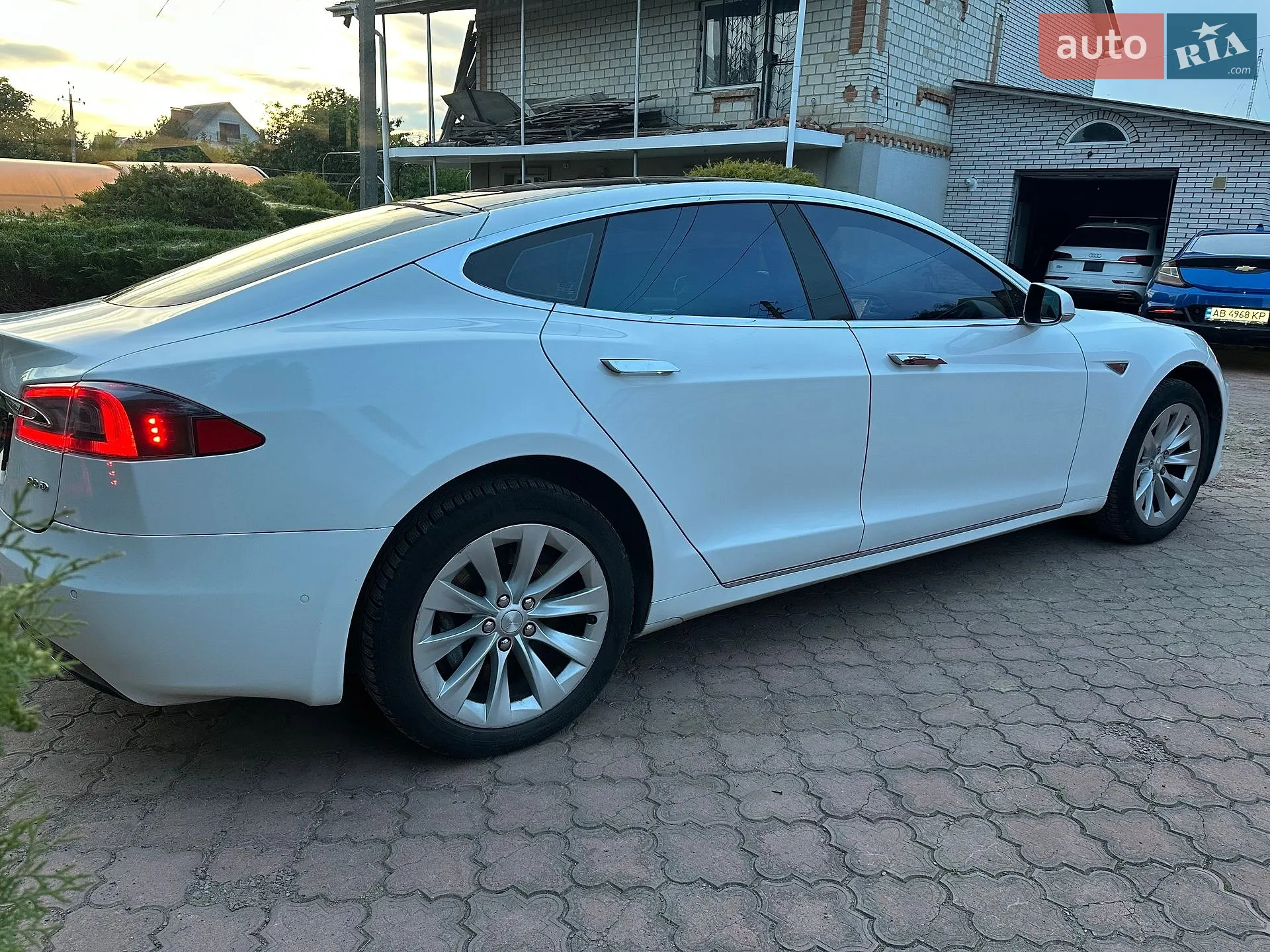 2016 Tesla Model S - мініатюра 5
