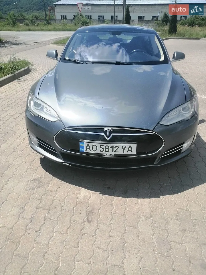 2013 Tesla Model S - мініатюра 32