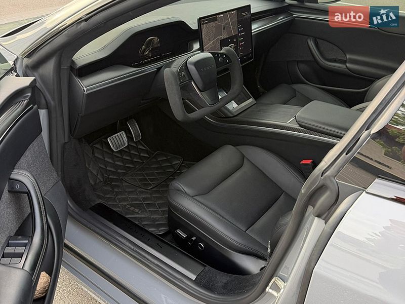 Лифтбек Tesla Model S 2021 в Киеве