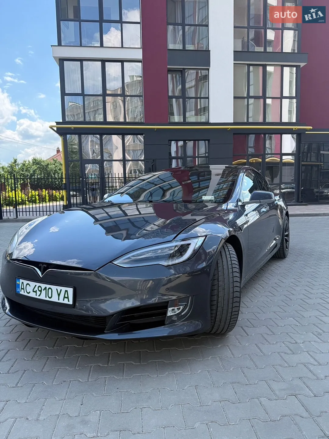 2016 Tesla Model S - фото 1