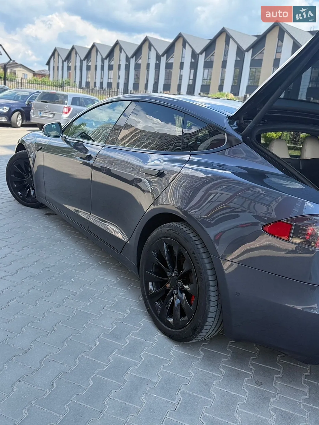 2016 Tesla Model S - мініатюра 29