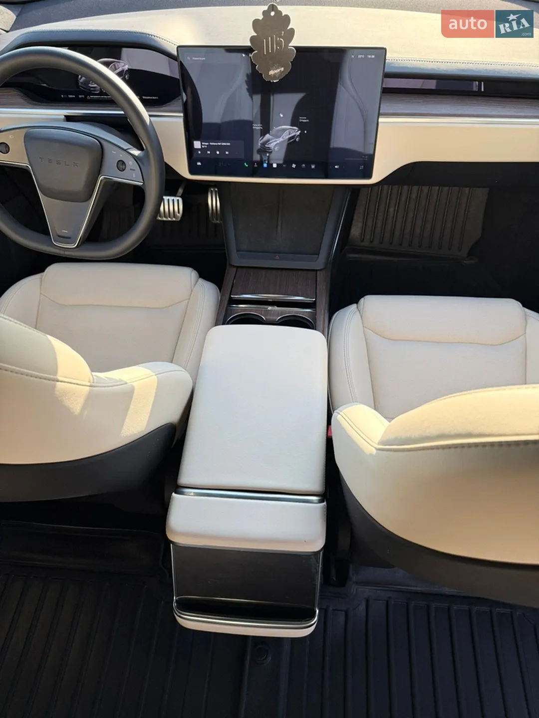2022 Tesla Model S - мініатюра 10