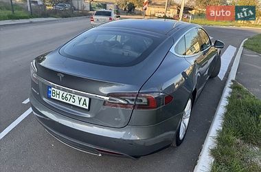 Ліфтбек Tesla Model S 2013 в Одесі