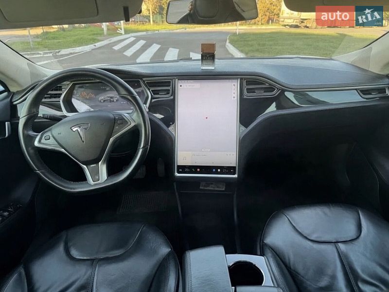 Лифтбек Tesla Model S 2013 в Одессе