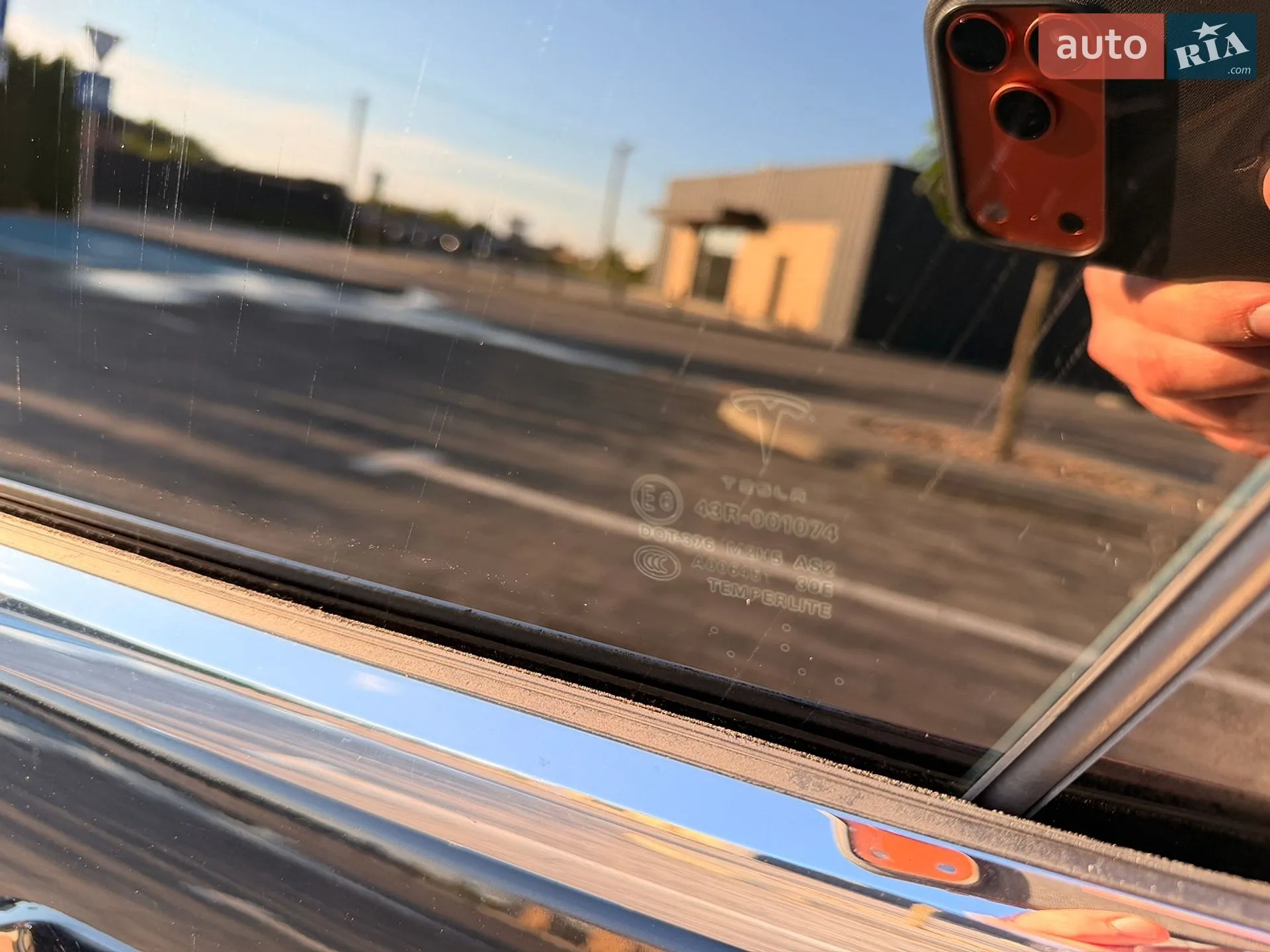 2014 Tesla Model S - мініатюра 36