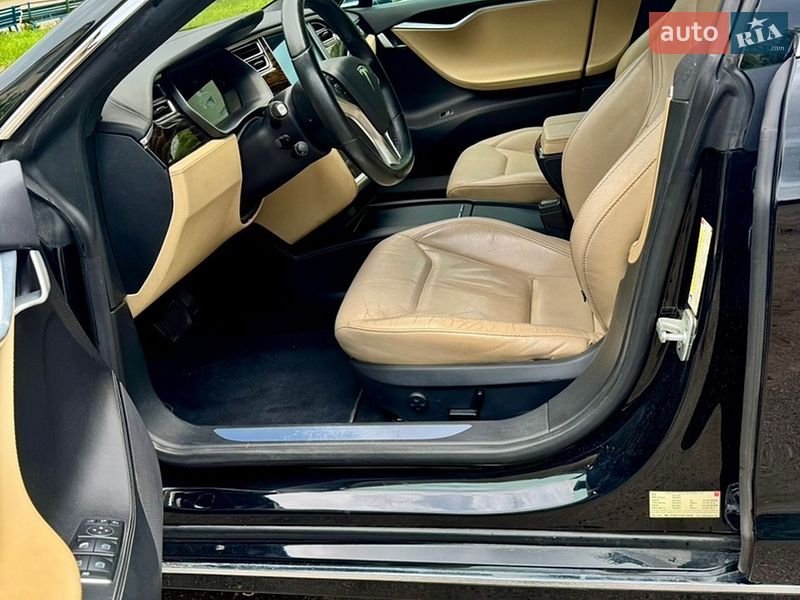 Лифтбек Tesla Model S 2016 в Виннице фото 11 Лифтбек Tesla Model S 2016 в Виннице