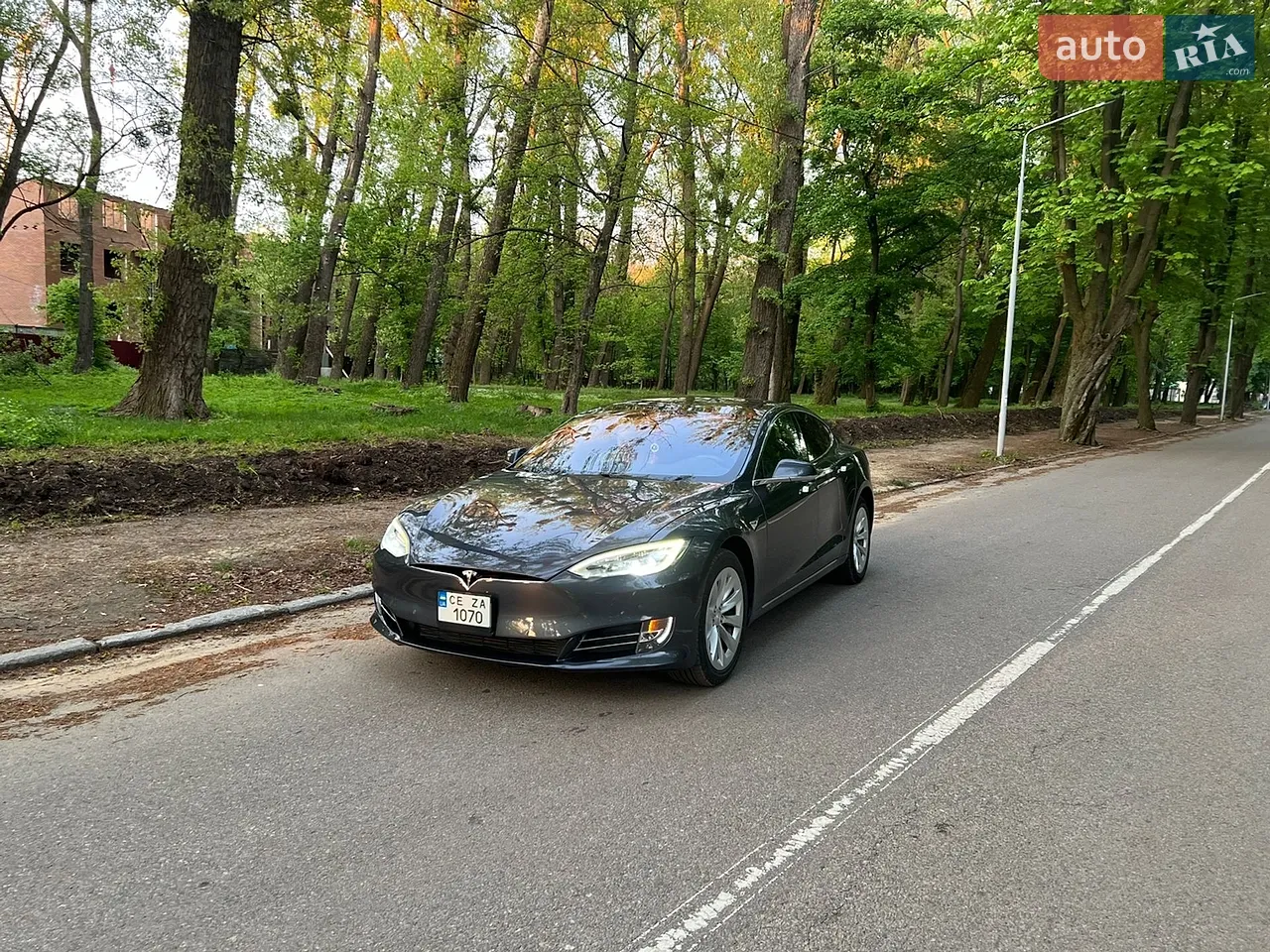 2019 Tesla Model S - мініатюра 27