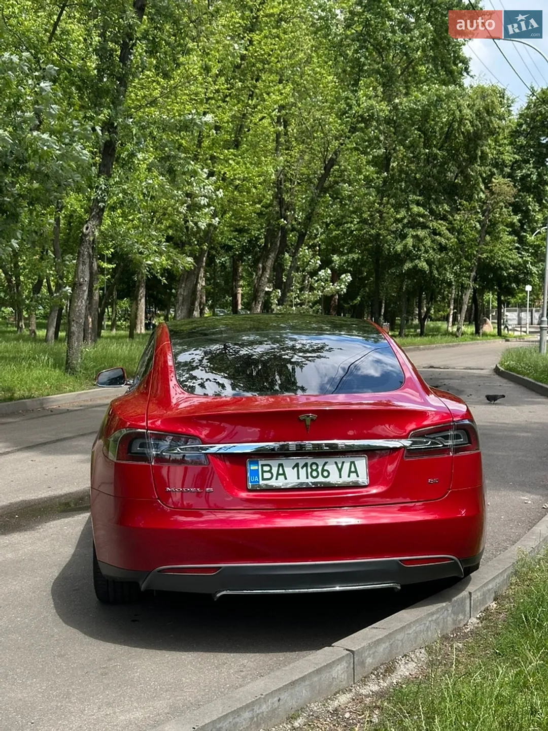 2014 Tesla Model S - мініатюра 12