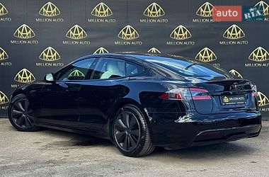 Лифтбек Tesla Model S 2022 в Киеве