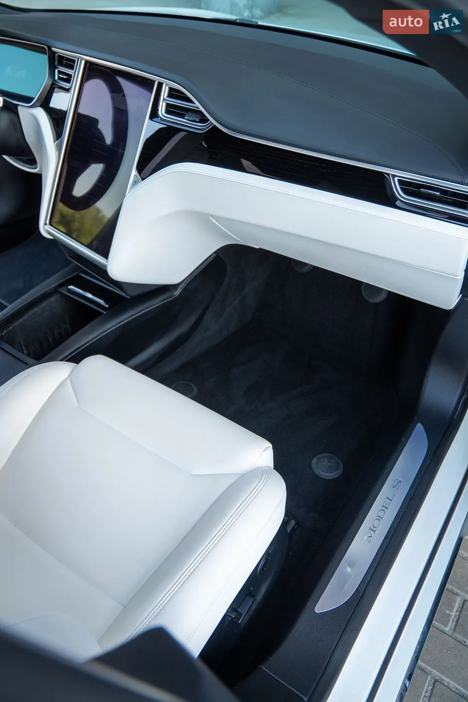 2017 Tesla Model S - мініатюра 26
