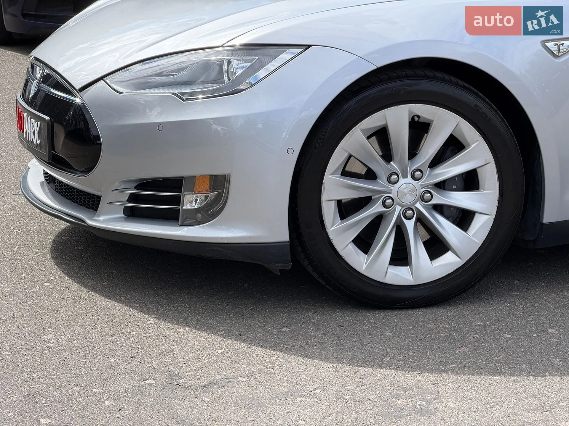 2015 Tesla Model S - мініатюра 4