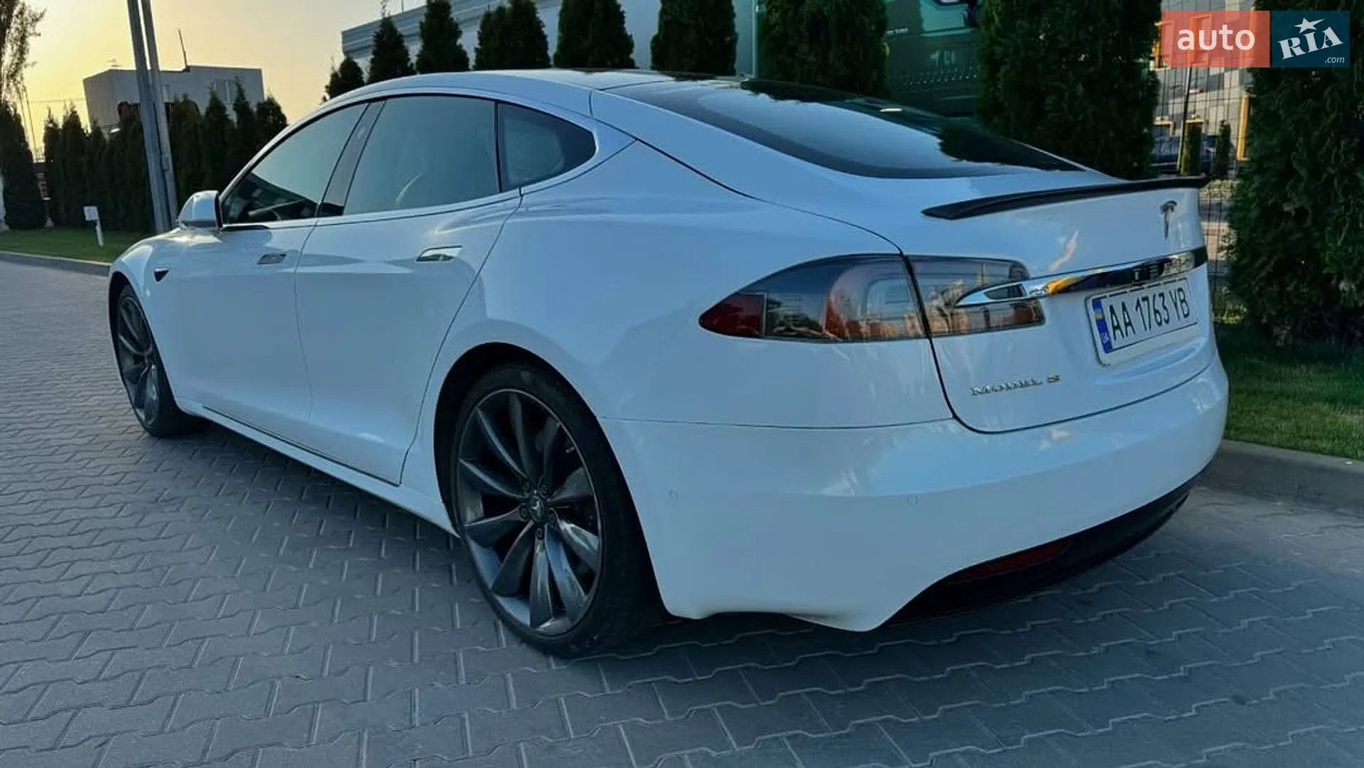 2017 Tesla Model S - мініатюра 4