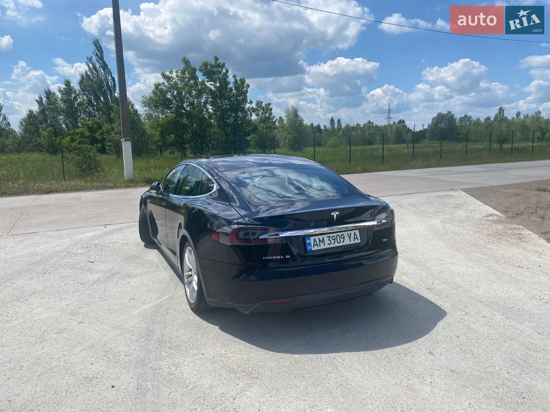 2015 Tesla Model S - мініатюра 9