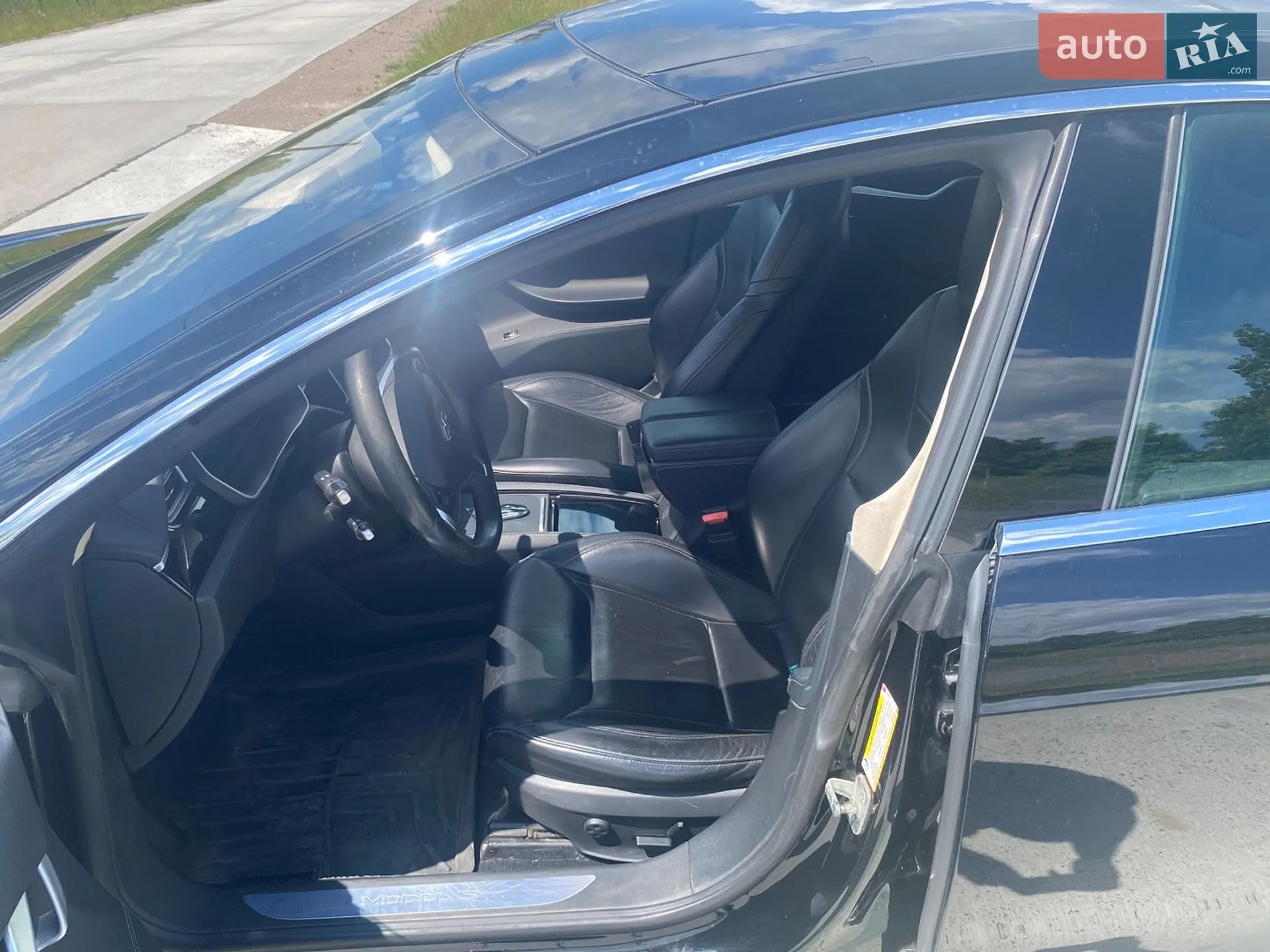 2015 Tesla Model S - мініатюра 27