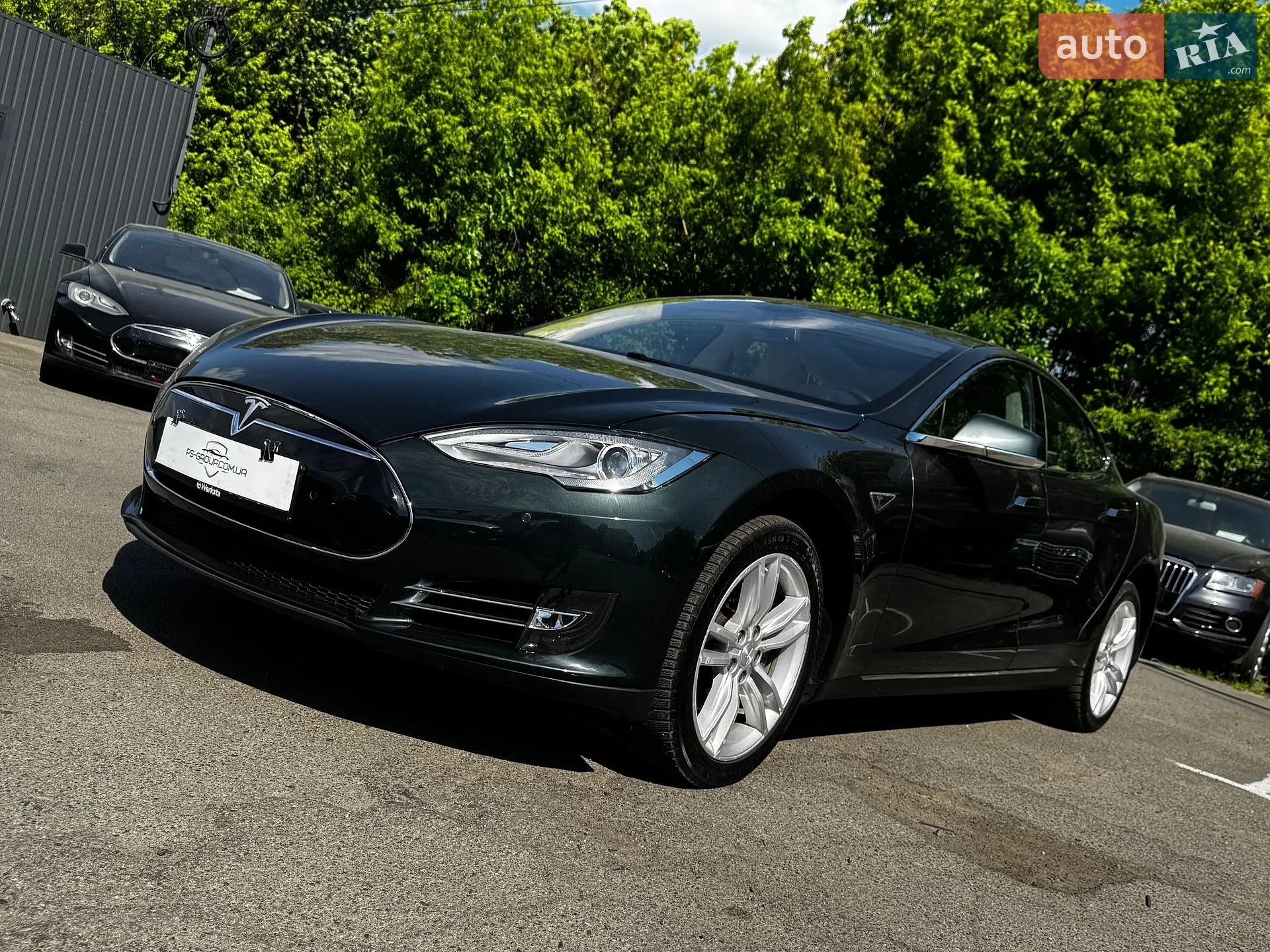 2014 Tesla Model S - мініатюра 2