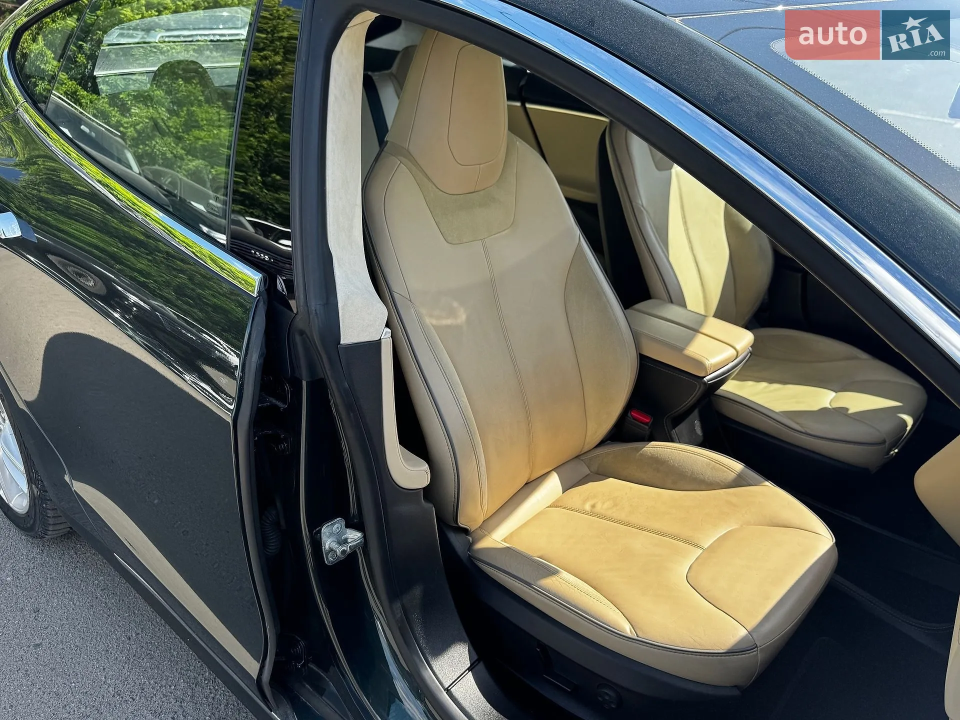 2014 Tesla Model S - мініатюра 18