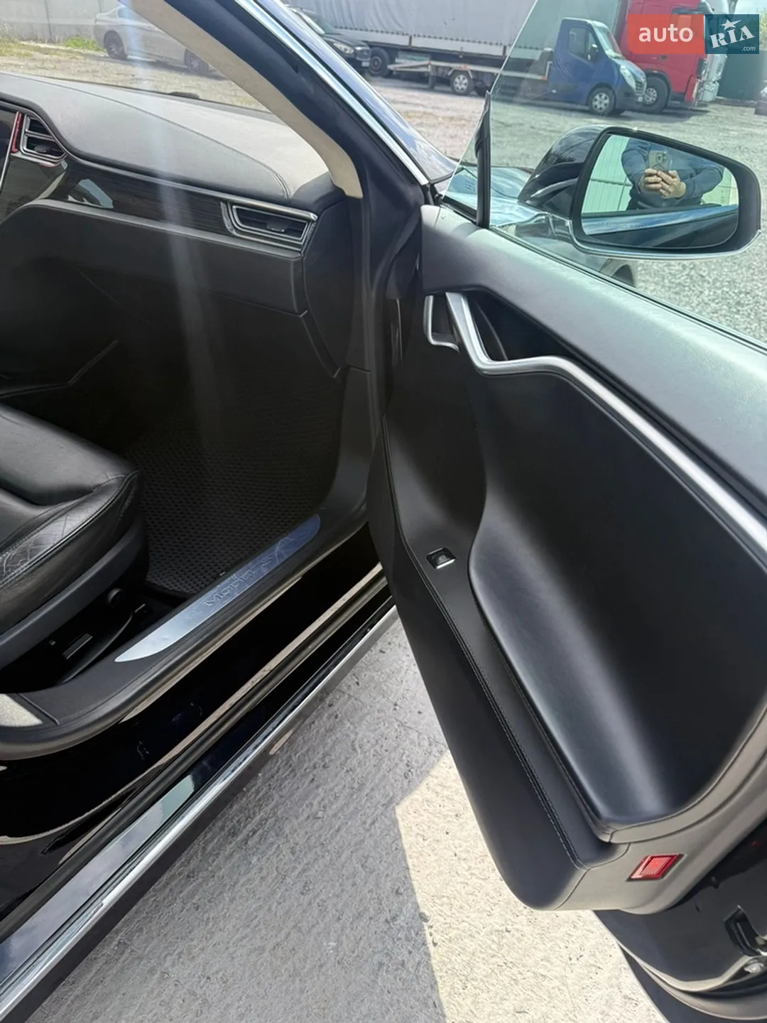 2016 Tesla Model S - мініатюра 23