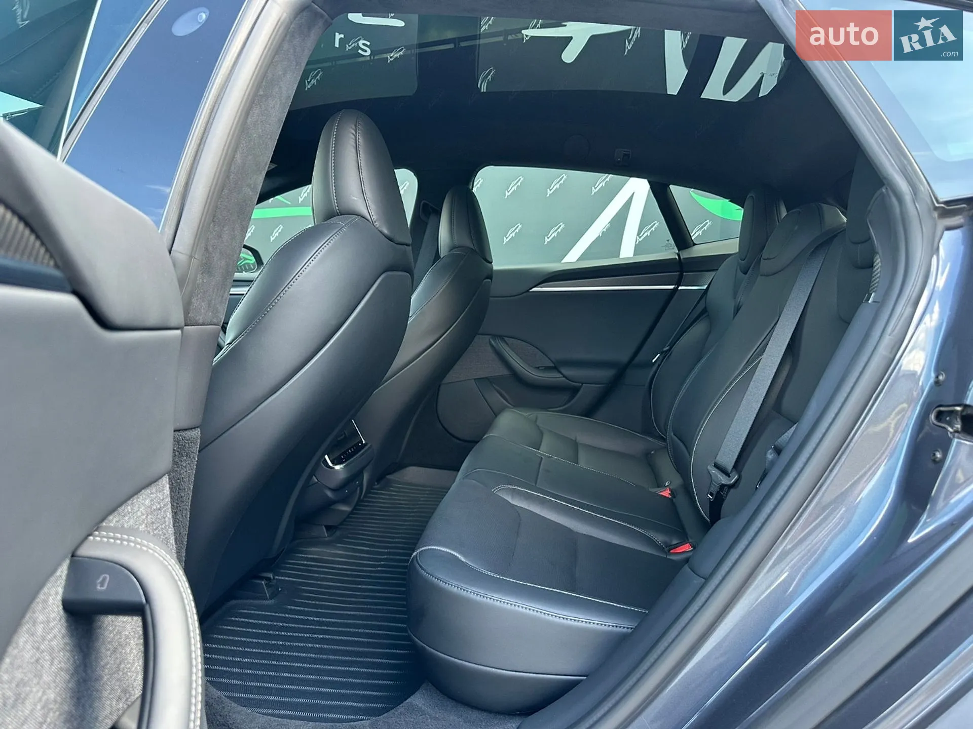 2022 Tesla Model S - мініатюра 18