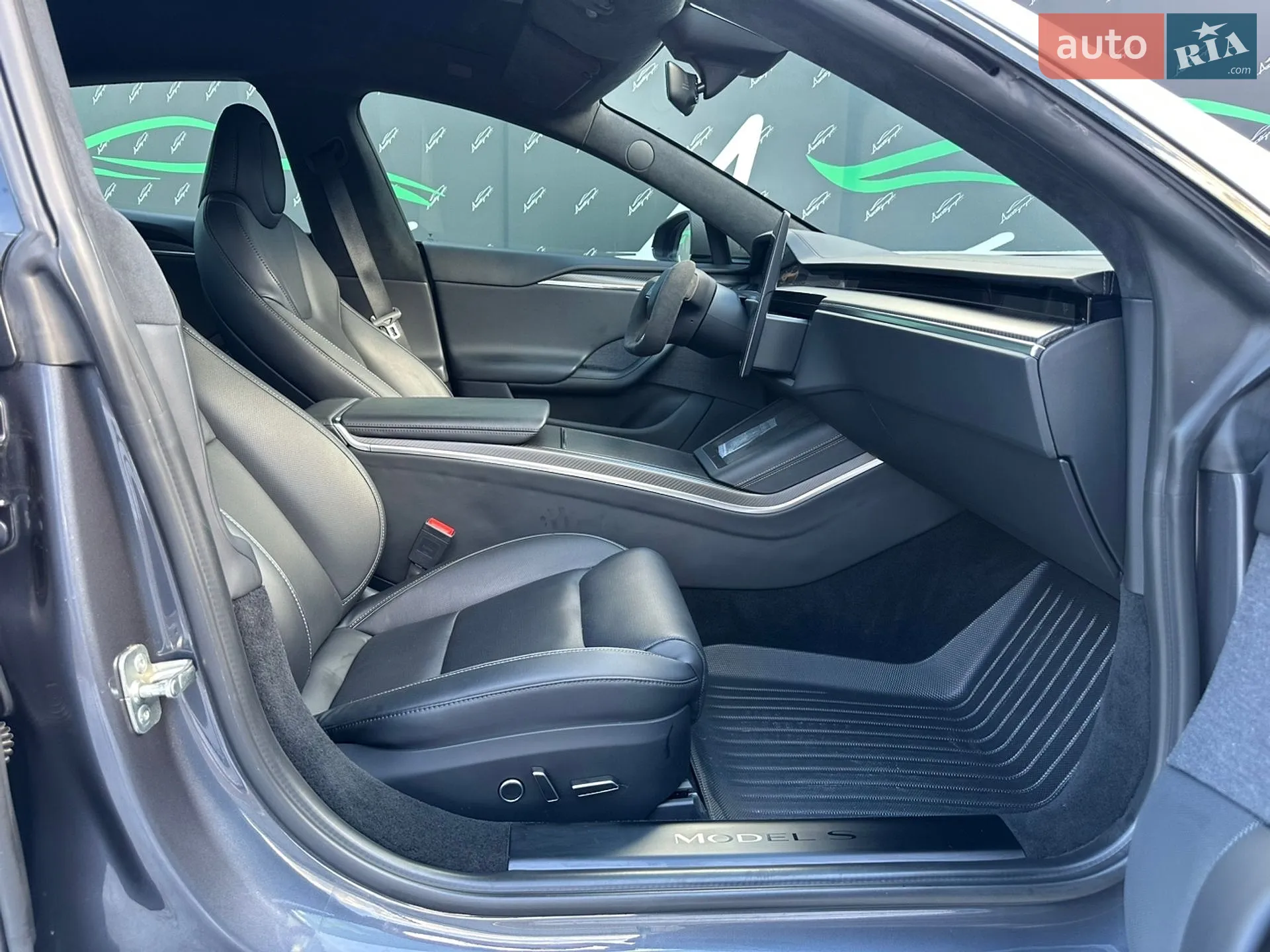 2022 Tesla Model S - мініатюра 22