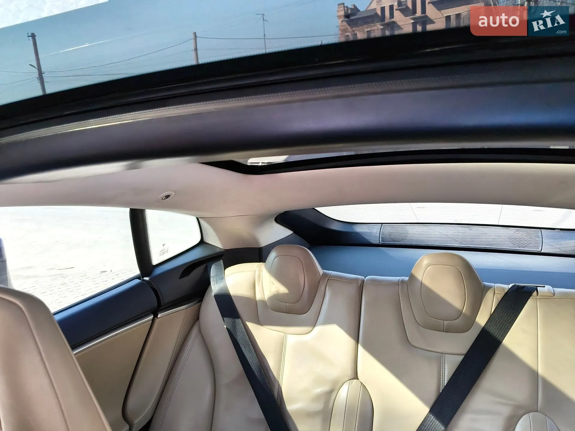 2014 Tesla Model S - мініатюра 14