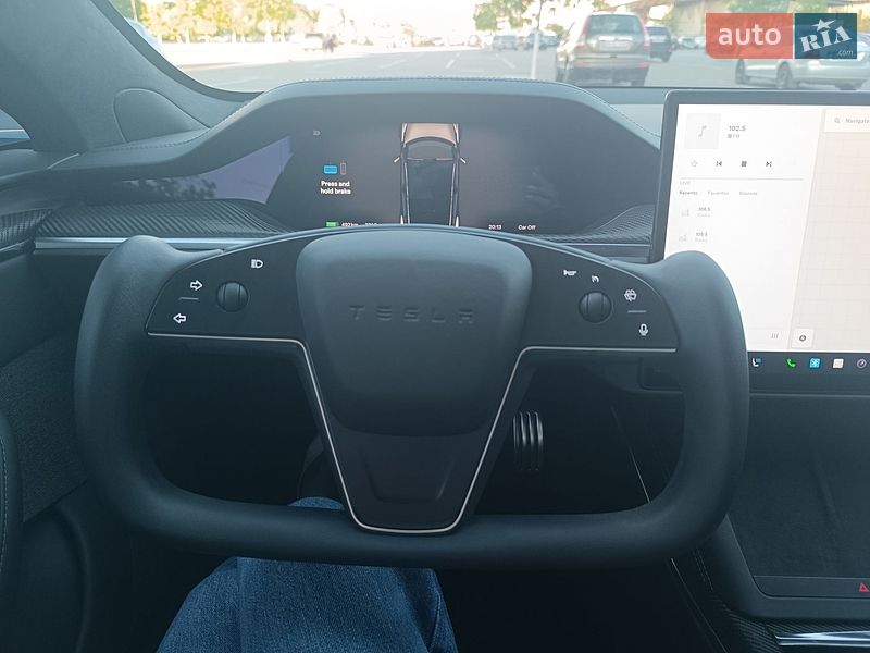 Лифтбек Tesla Model S 2022 в Киеве