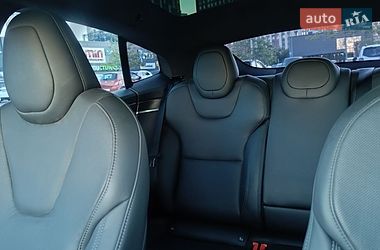 Лифтбек Tesla Model S 2022 в Киеве