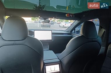 Лифтбек Tesla Model S 2022 в Киеве