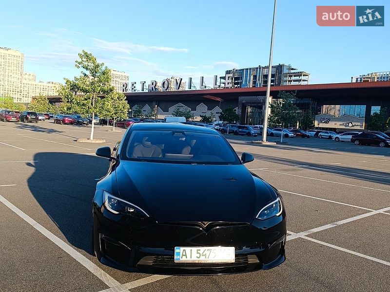 Лифтбек Tesla Model S 2022 в Киеве