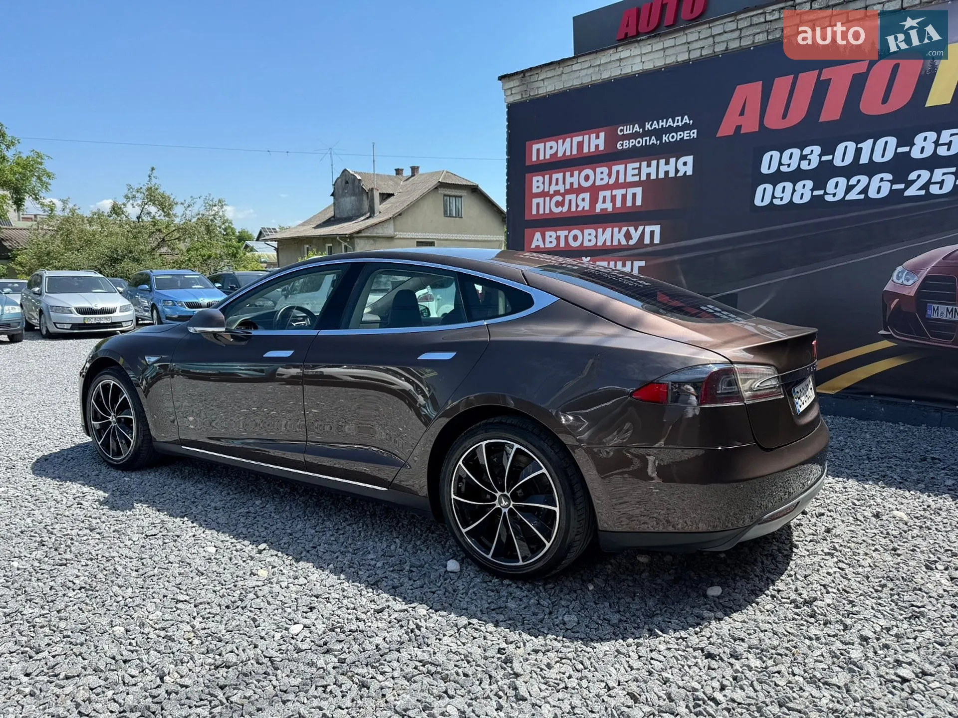 2014 Tesla Model S - мініатюра 5