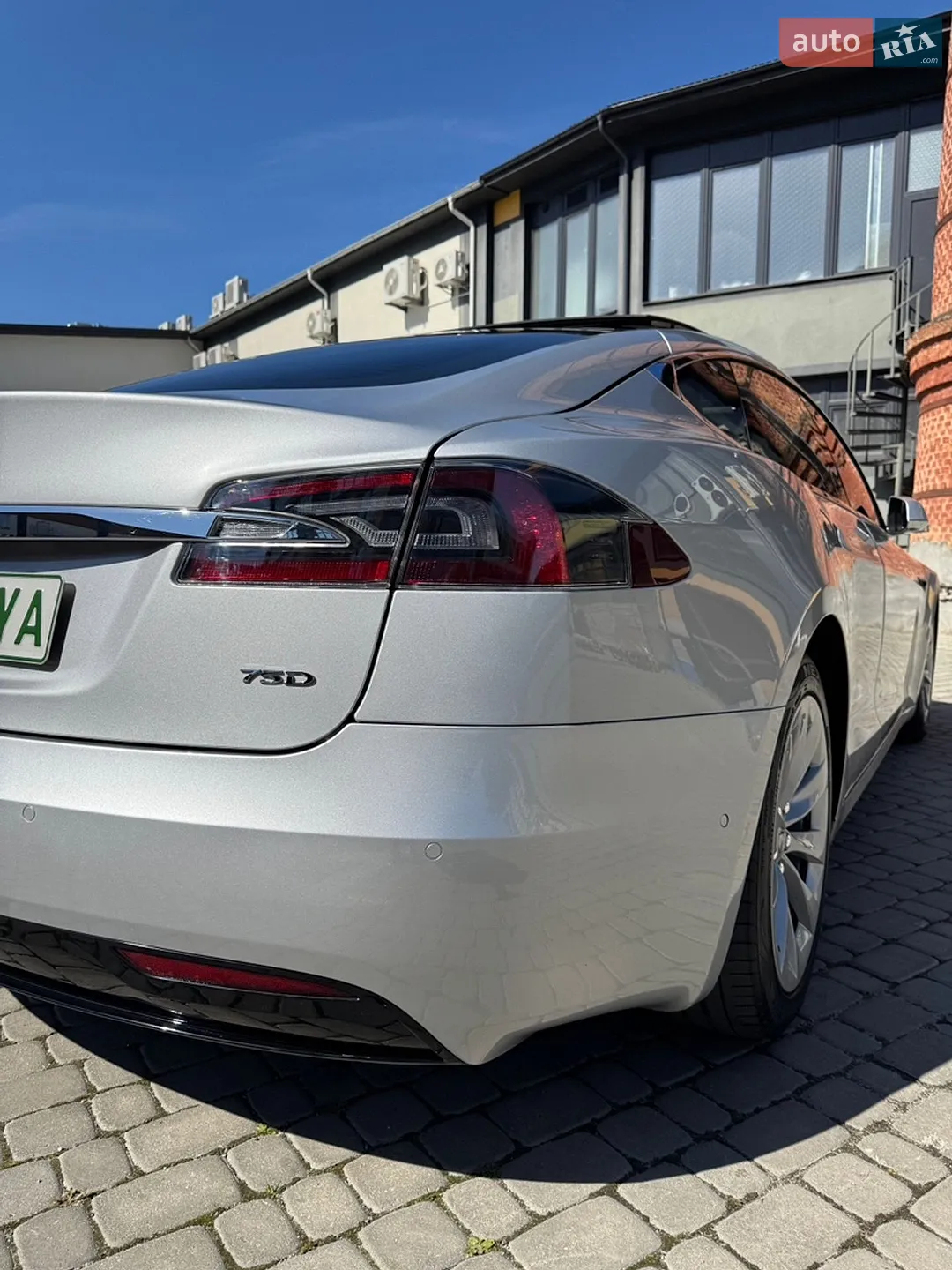 2016 Tesla Model S - мініатюра 13